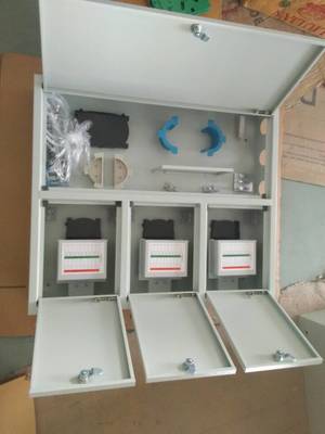 48芯三網(wǎng)合一光纖分線箱 高效整合與智能配電的關(guān)鍵設(shè)備